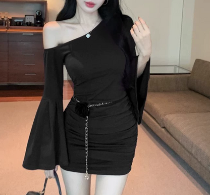 Trumpet Sleeve Pleated dress